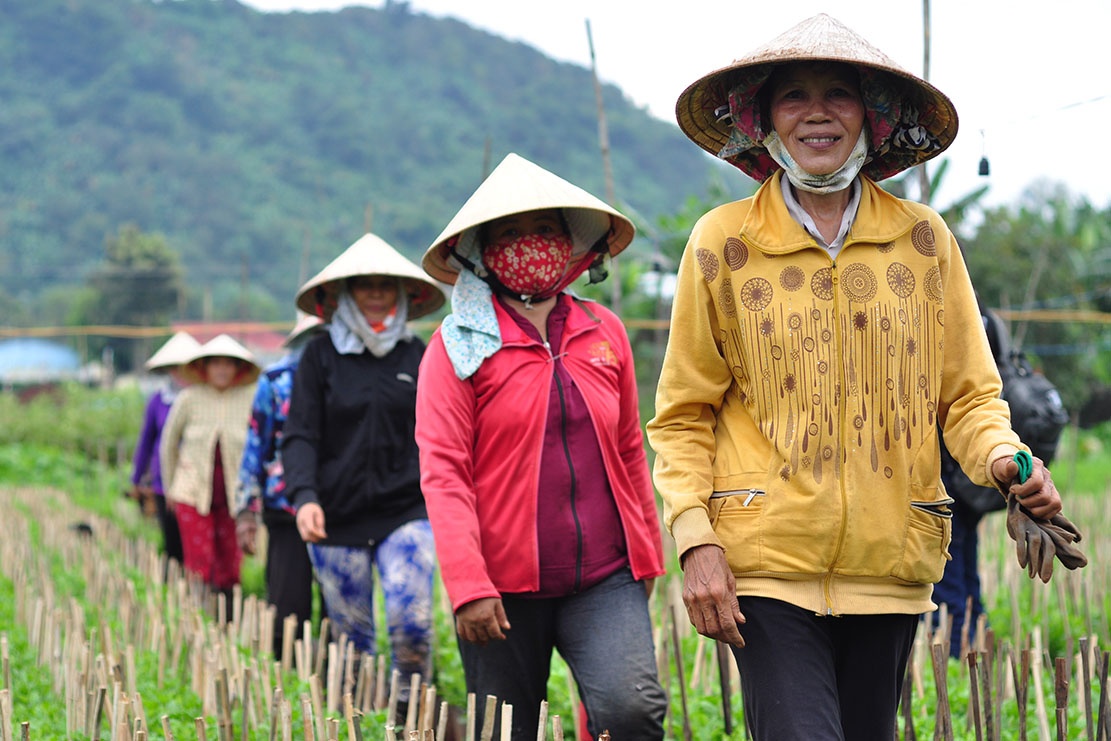 phu nu lam thue anh 2