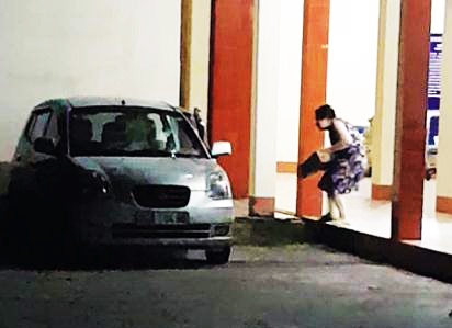 Kiem diem can bo trung tam tre mo coi chuyen sua ra ngoai hinh anh