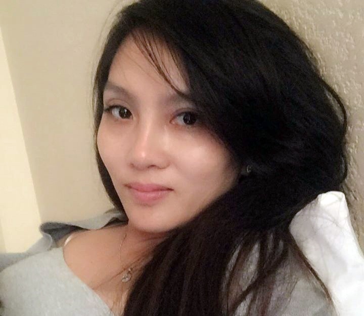 Kieu nu thue oto roi lam gia giay to mang di cam co hinh anh