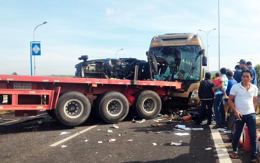 nguyên nhân tai nạn ở cao tốc Long Thành ảnh 1 nguyen nhan tai nan o cao toc Long Thanh anh 1