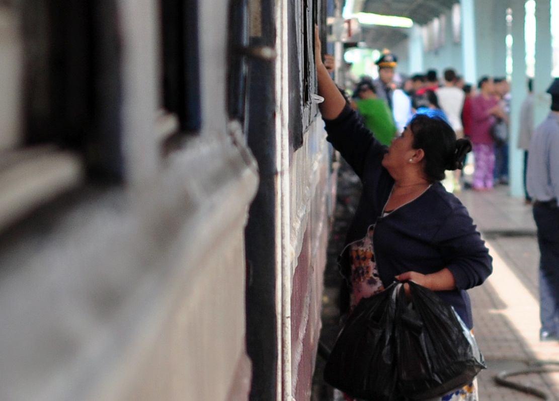 tren chuyen tau Tet anh 12