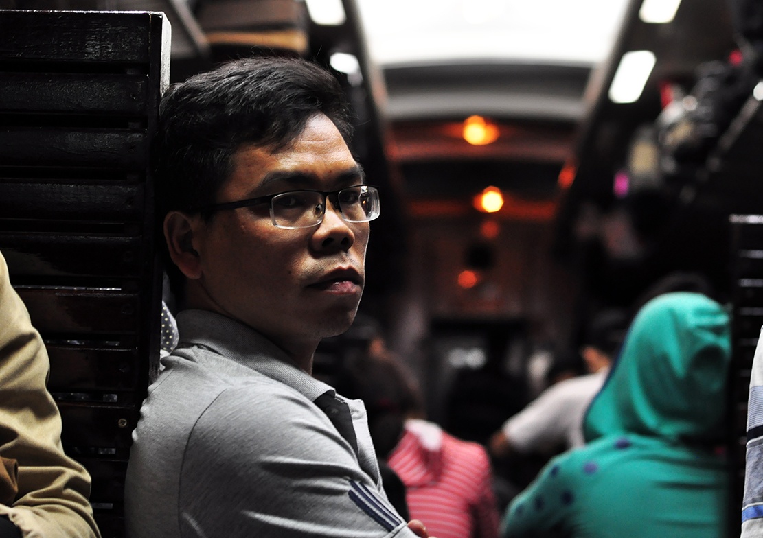 Noi niem nguoi xa xu tren chuyen tau Tet xuyen Viet hinh anh