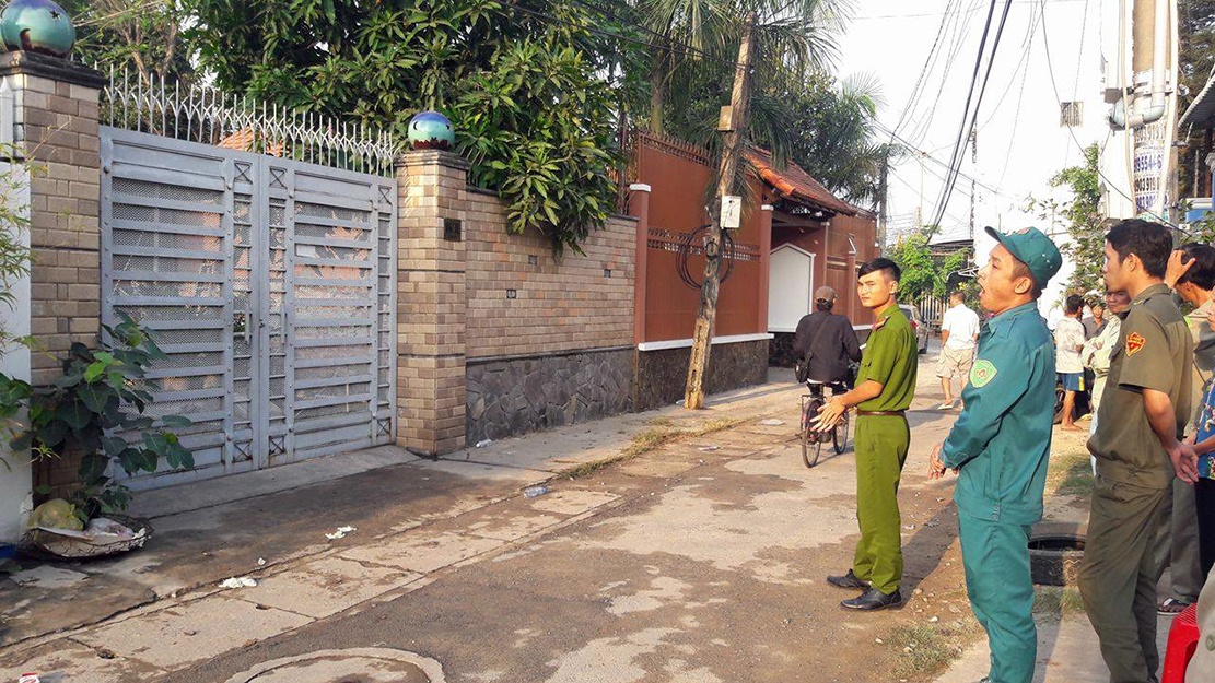 Chay nha luc rang sang, 4 nguoi trong gia dinh tu vong hinh anh