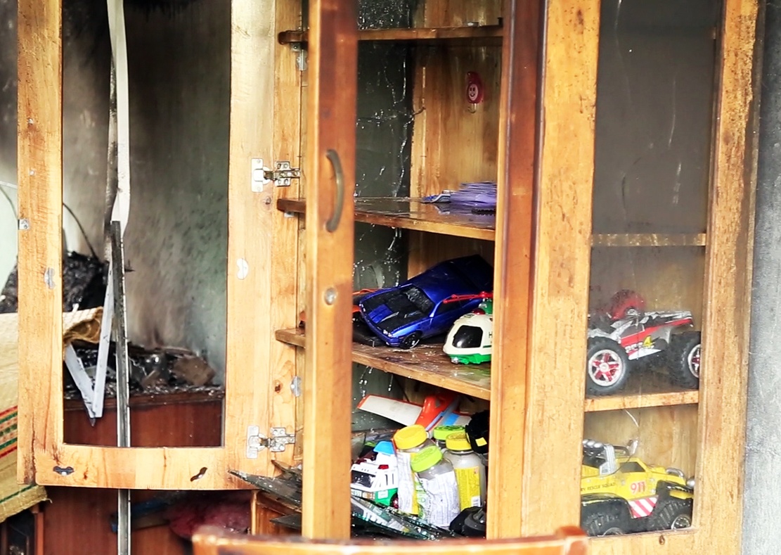 Hien truong can nha chay 4 nguoi chet anh 3