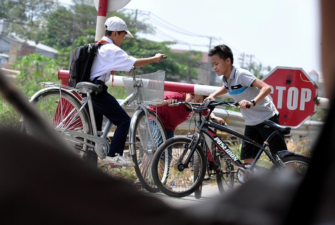 duong ngang tu than anh 2