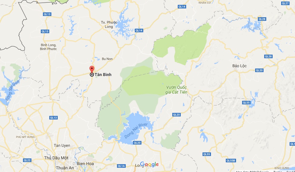 xe tải đối đầu ở Bình Phước ảnh 3 xe tai doi dau o Binh Phuoc anh 3