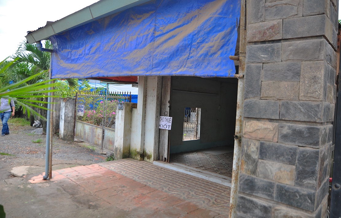 duong bi bam nat vi xe ne tram anh 14