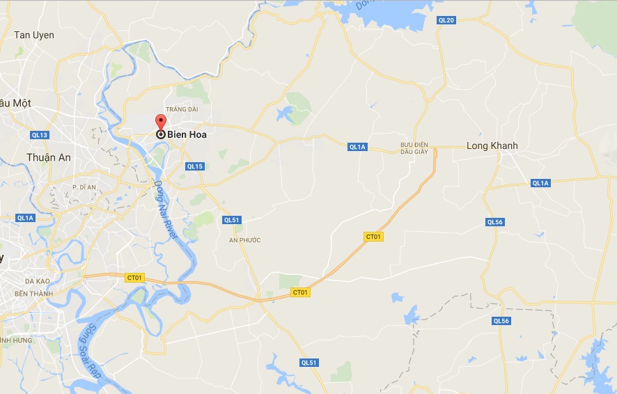 nu cong nhan duoi theo ten cuop anh 2