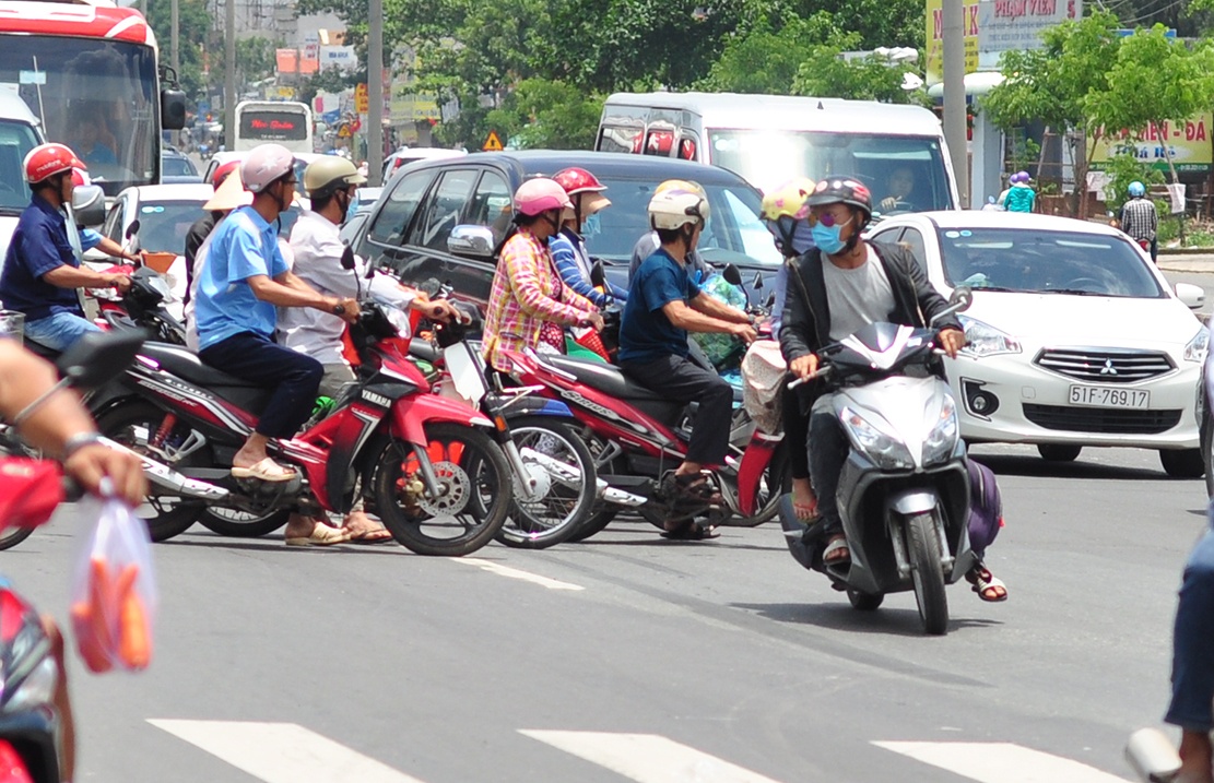 quoc lo 51 ket cung vi du khach anh 5