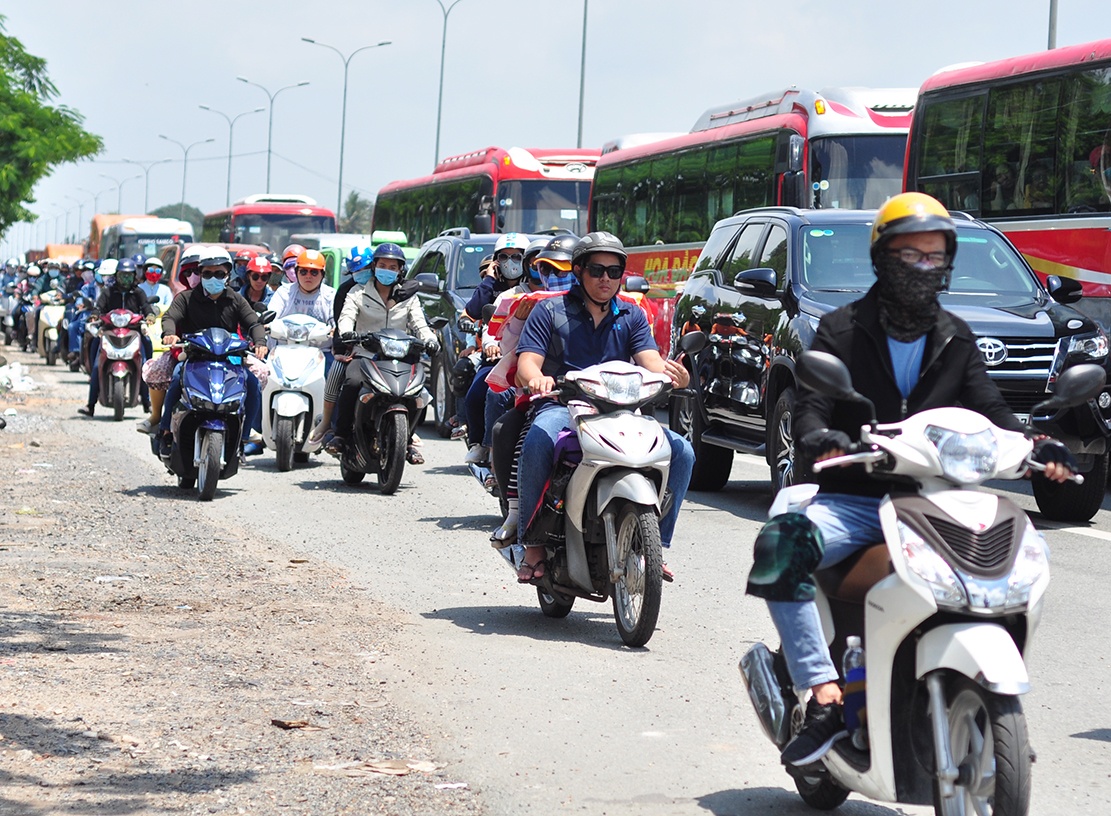 quoc lo 51 ket cung vi du khach anh 11