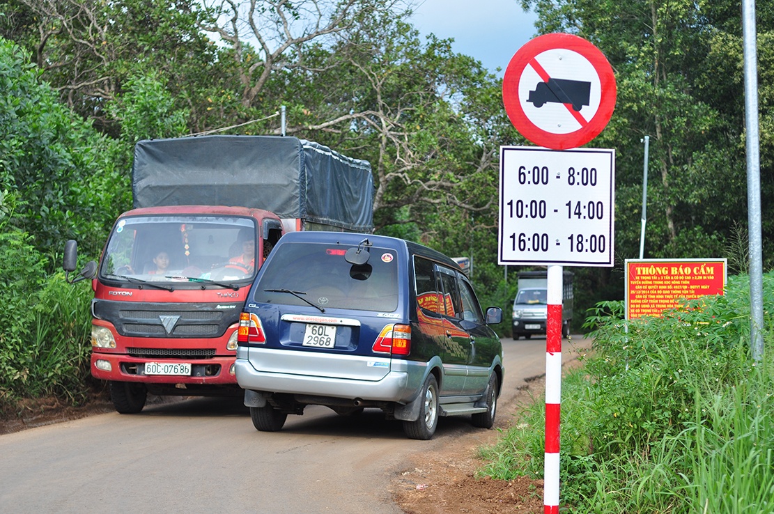 dan chan xe ne tram BOT anh 14