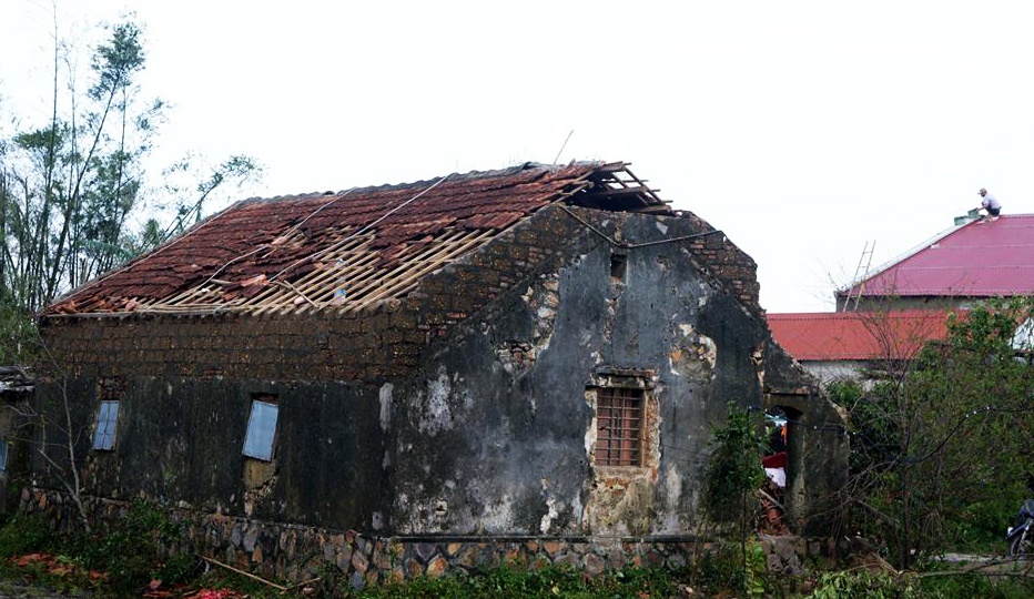 nguoi dan ve nha sau bao anh 2