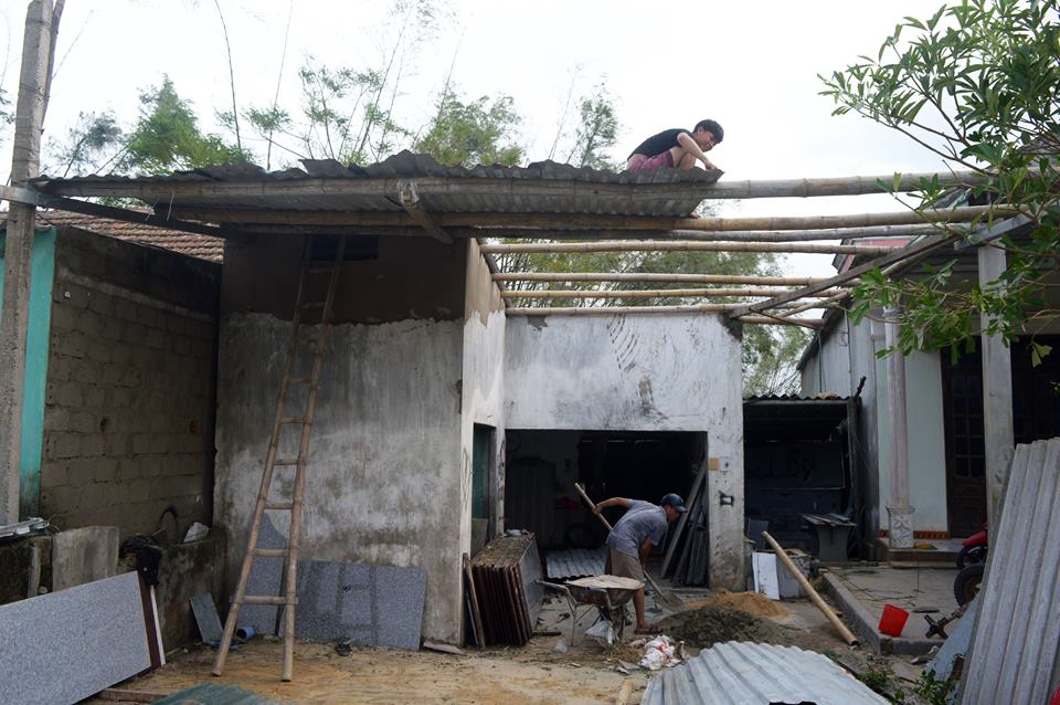 nguoi dan ve nha sau bao anh 5