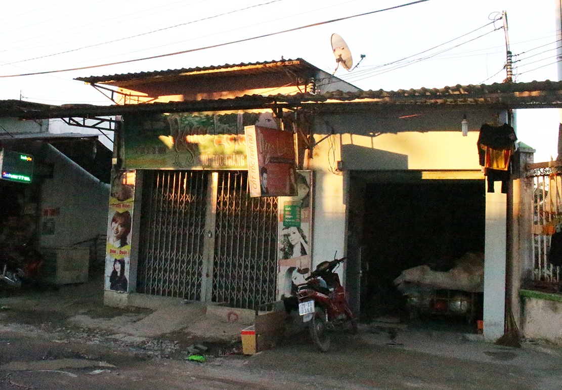 Bi dam tu vong vi tat vao mat vo hinh anh