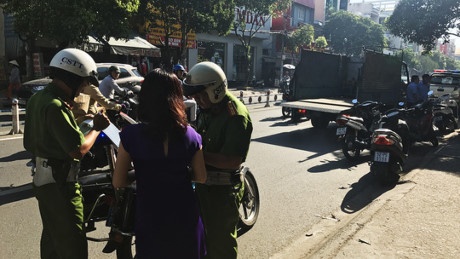 chủ bãi giữ xe đánh công an ảnh 1 chu bai giu xe danh cong an anh 1