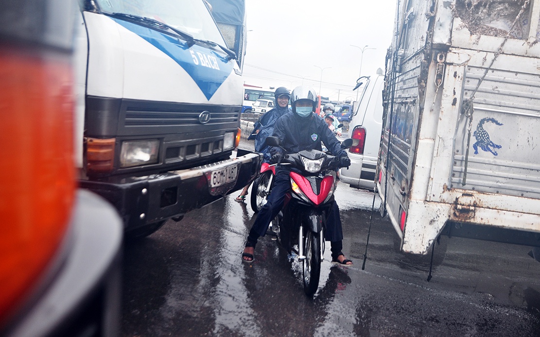 quoc lo 51 ngap sau anh 12