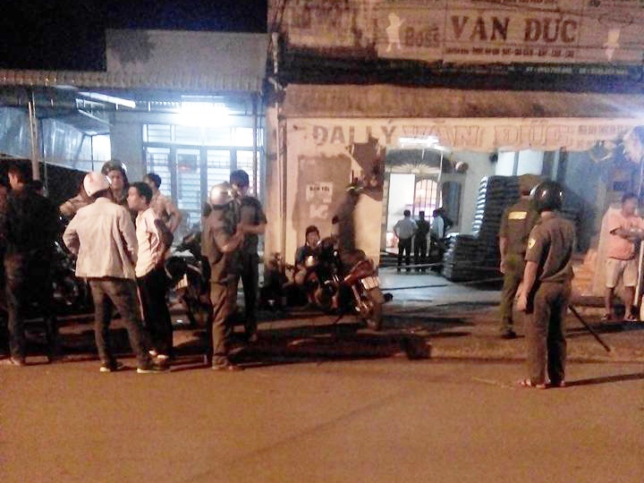 Bo vo tu vong khi can ngan con cu cai hinh anh