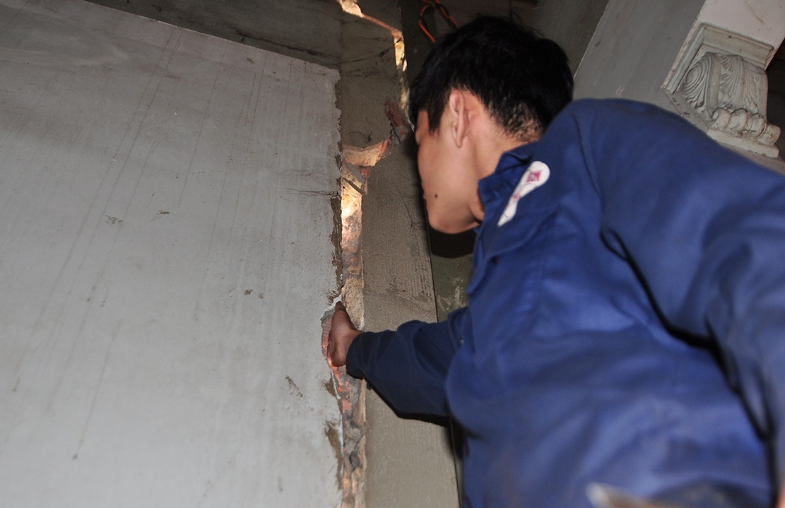 song nom nop trong nhung can nha tren bo sat lo anh 5