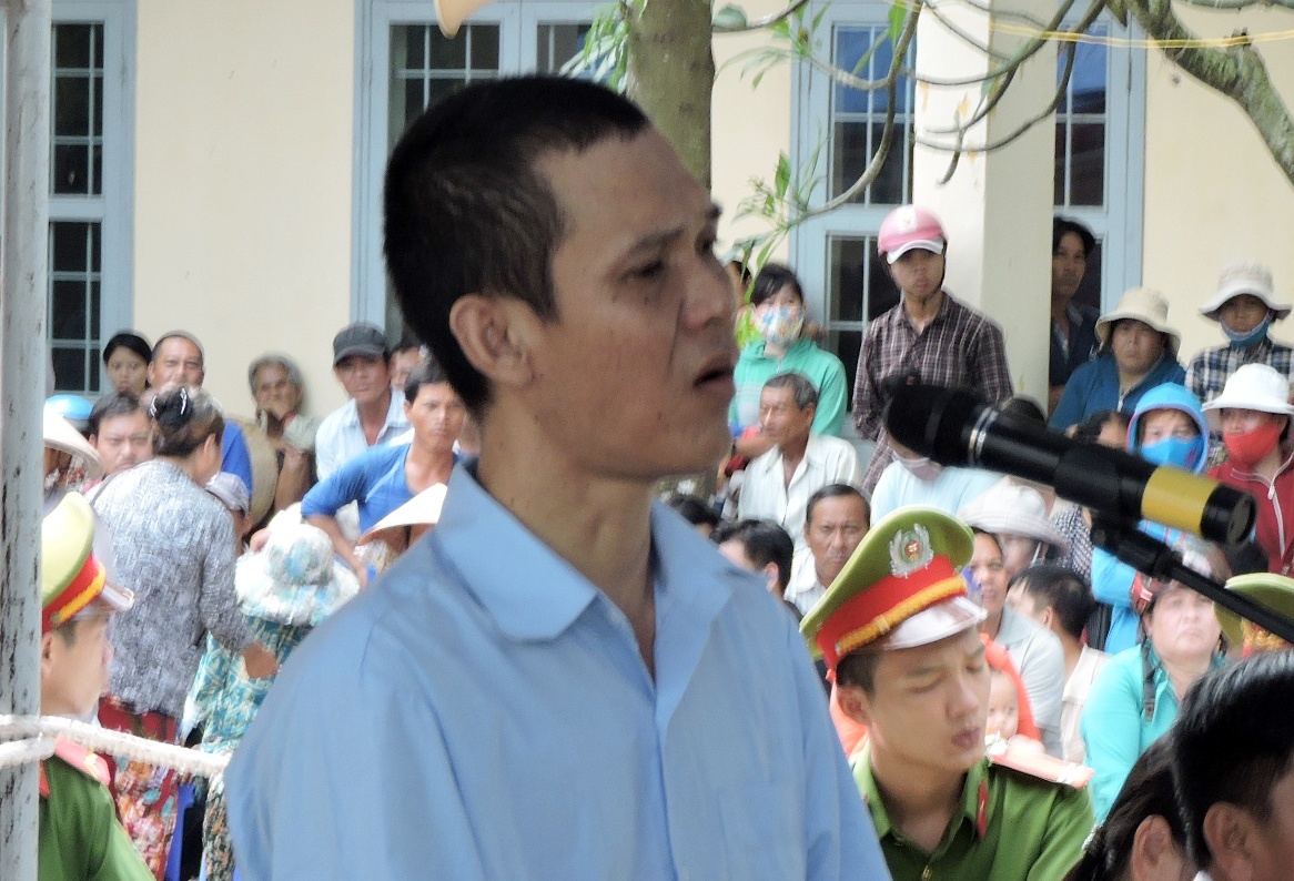 Nguoi chong giet vo roi phi tang xac o ham cau linh an chung than hinh anh