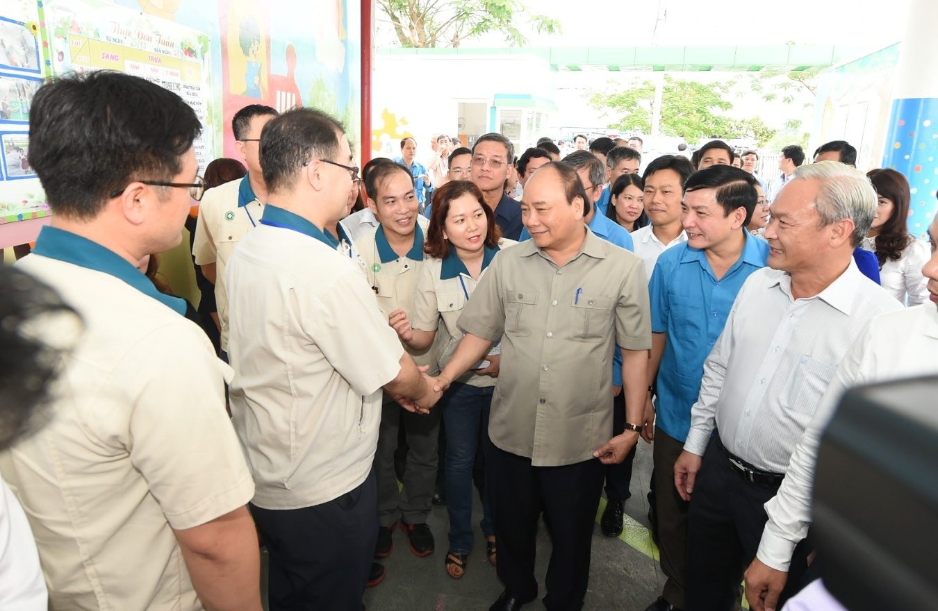 Thu tuong: 'Chat luong bua an cong nhan co dam bao khong?' hinh anh