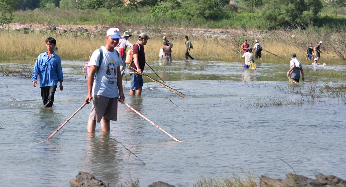 dung kich dien bat ca khung anh 1