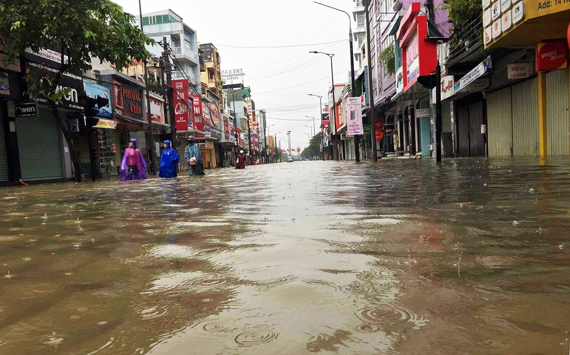 Hue ngap sau trong bien nuoc anh 17