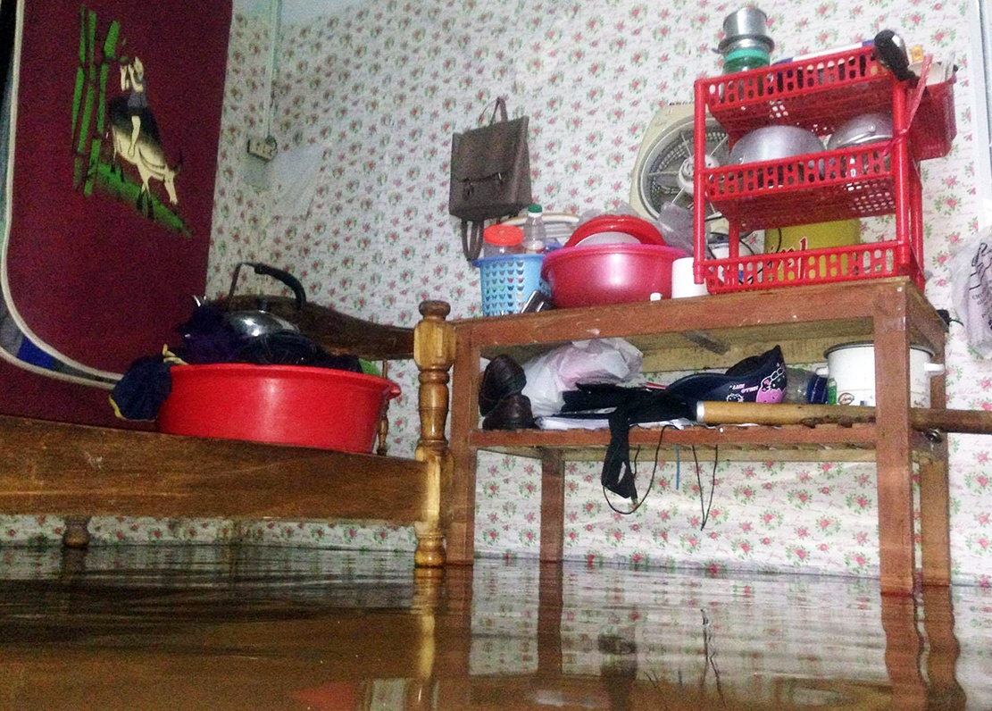 Hue ngap sau trong bien nuoc anh 5