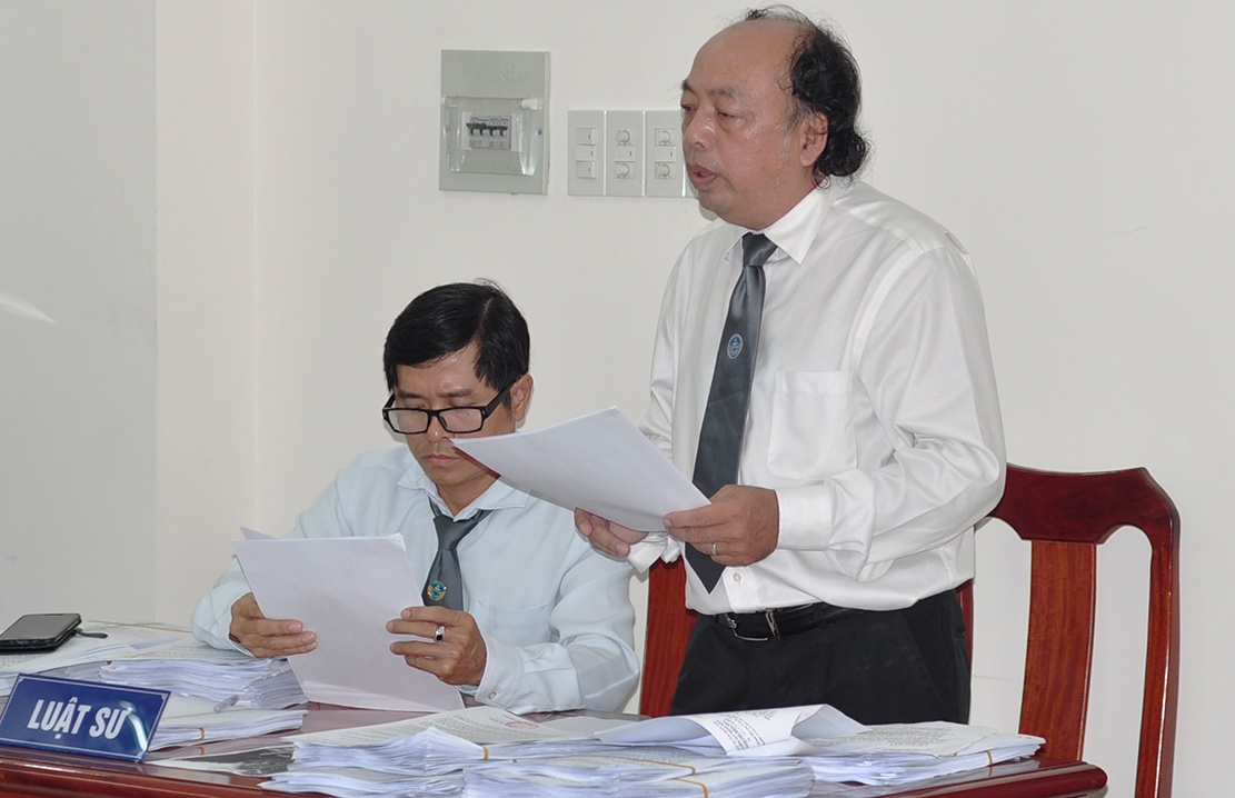 chu sa lan va tai cong dam sap cau ghenh hau toa anh 2