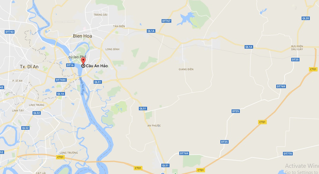 đạn pháo dưới chân cầu ảnh 3 dan phao duoi chan cau anh 3