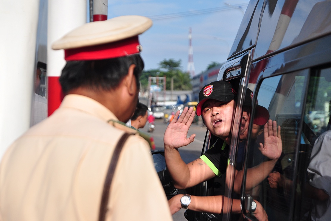Vi sao BOT Bien Hoa bi tai xe phan ung? hinh anh