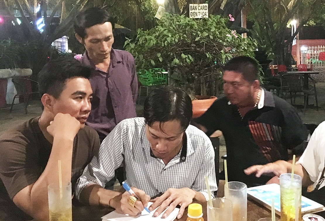 hiep si bat ten trom vang anh 1