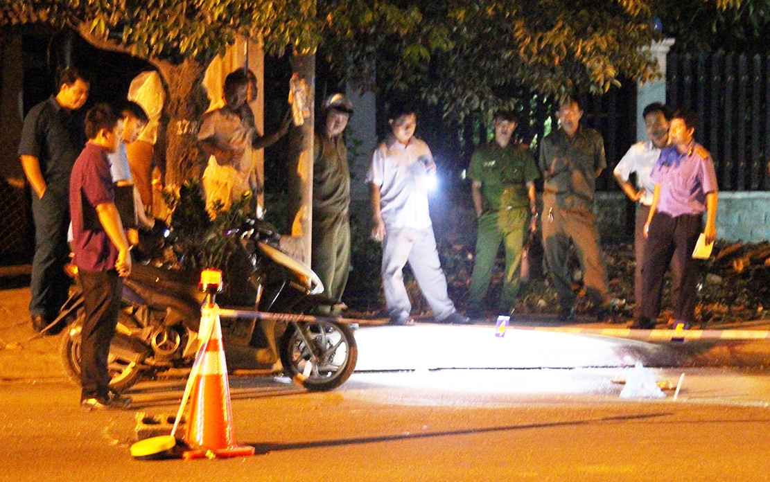 chem chet nguoi tinh anh 1