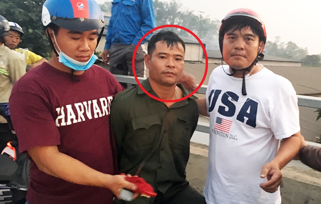 'Hiep si' tom gon nghi can trom xe sau 2 gio gay an hinh anh