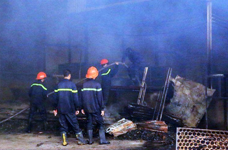 chay xuong go lam 2 nguoi chet anh 1