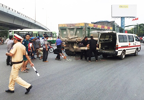 Dan buc xuc vi lien tuc xay ra tai nan chet nguoi o nga tu 'tu than' hinh anh