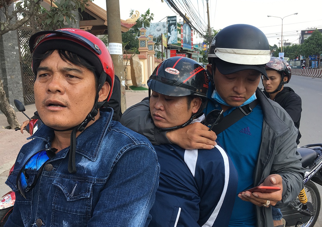 Bat nghi can chay Suzuki Sport gay ra 10 vu cuop hinh anh