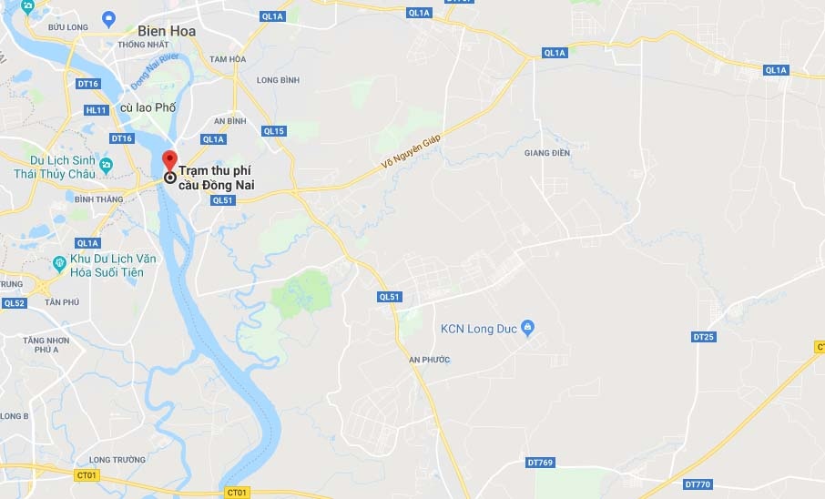 xe tải đâm sập trạm thu phí ảnh 2 xe tai dam sap tram thu phi anh 2