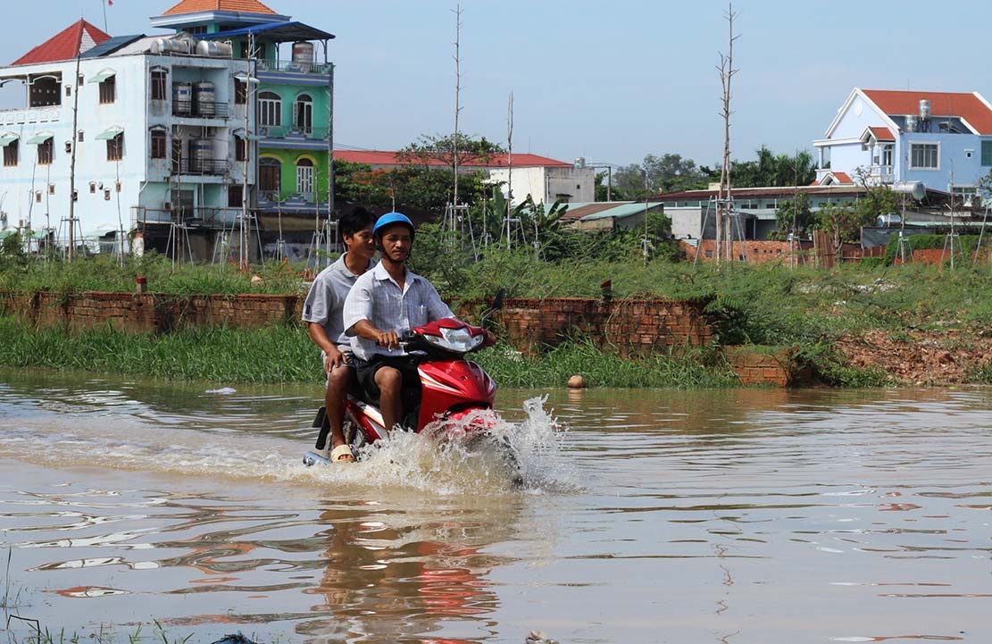 khu pho ngap sau anh 2