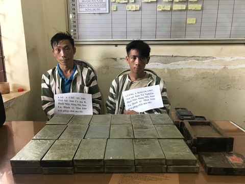 tự tử khi bị bắt chuyển heroin ảnh 1 tu tu khi bi bat chuyen heroin anh 1