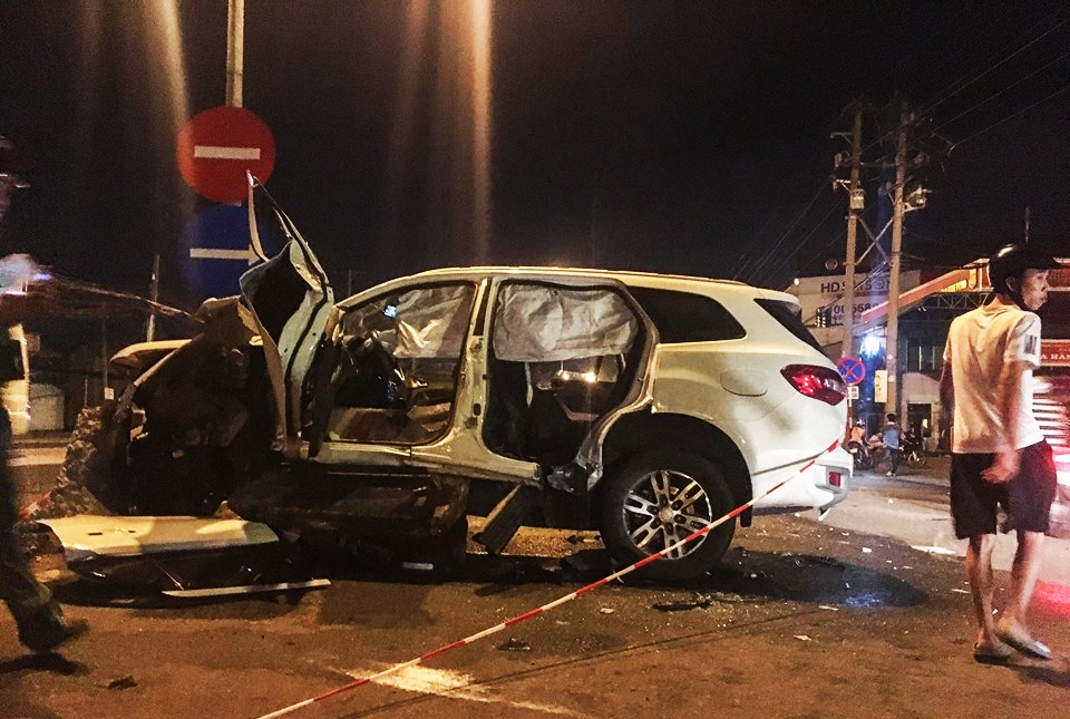 2 nguoi trung quoc bi thuong anh 1