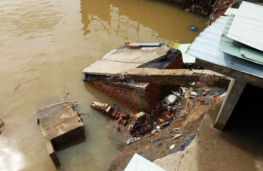 nha do sap xuong song dong nai anh 3