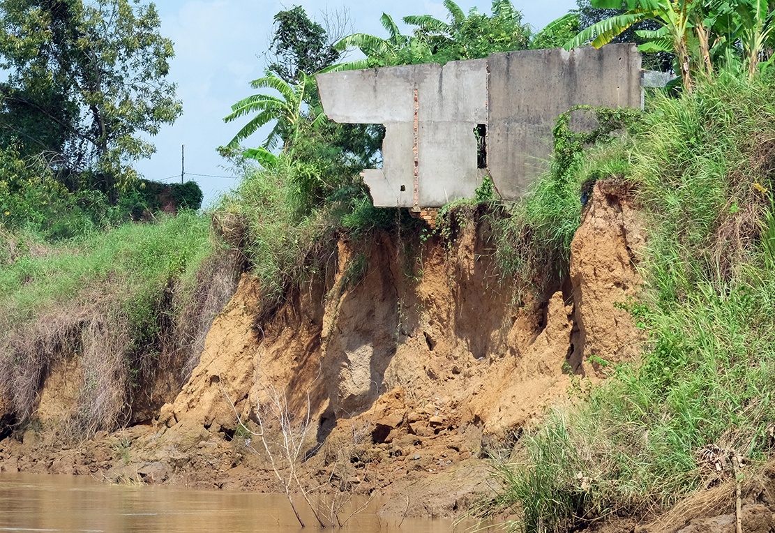 nha do sap xuong song dong nai anh 6