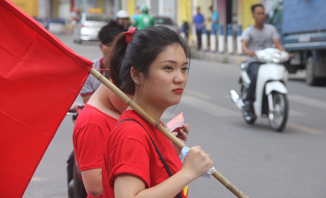 co dong vien nao nuc cho tuyen viet nam thi dau anh 6