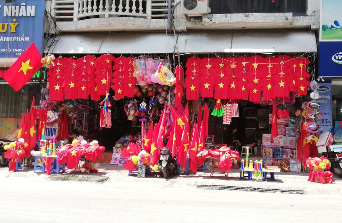 co dong vien nao nuc cho tuyen viet nam thi dau anh 1