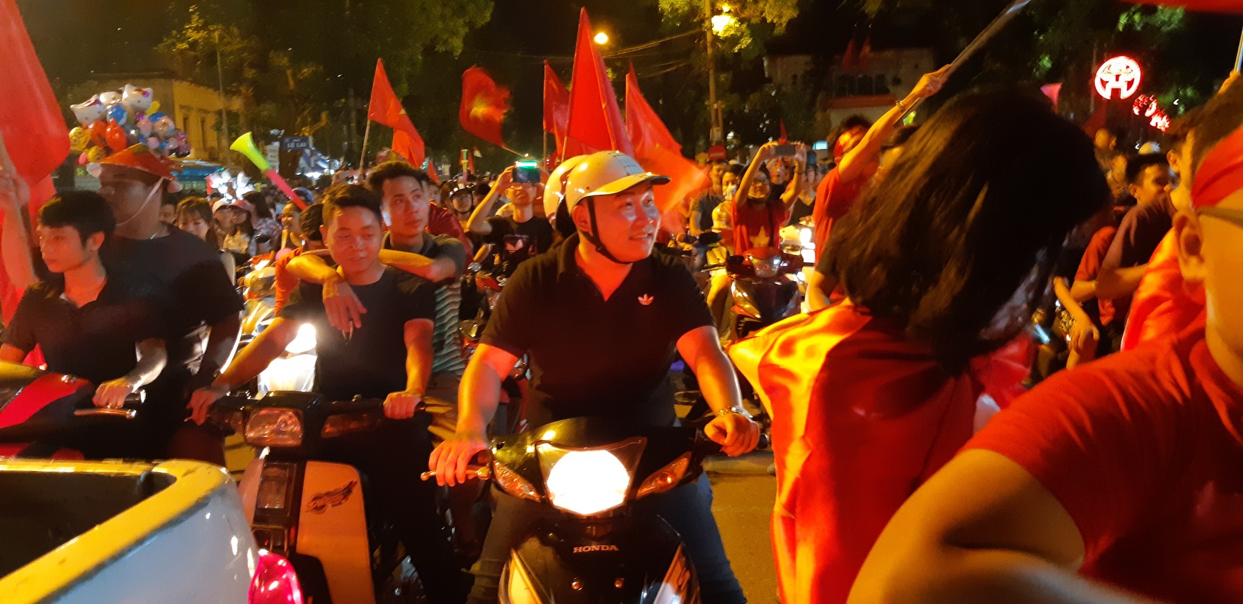 nguoi ham mo van xuong duong mung tuyen Viet Nam anh 9