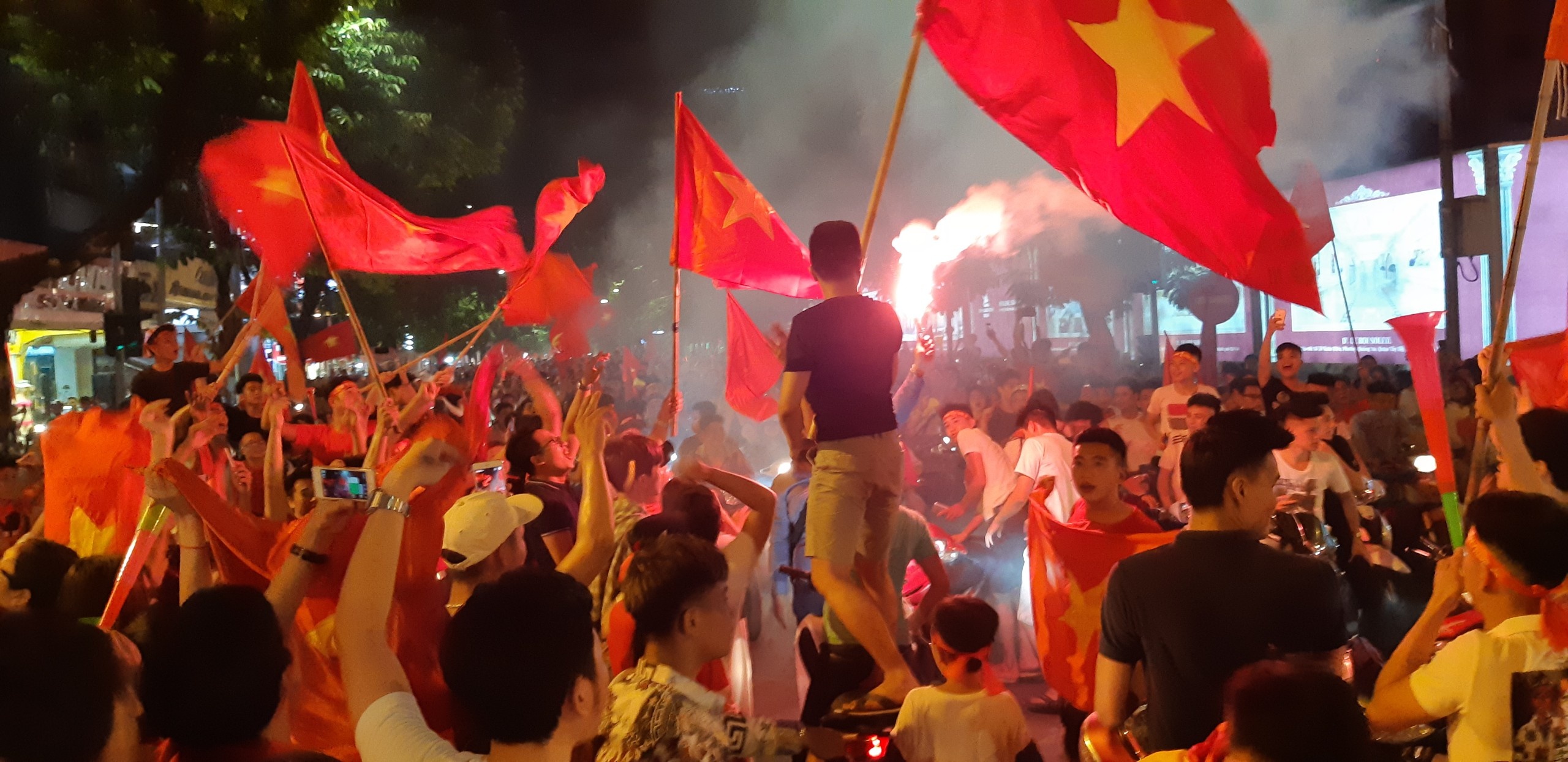 nguoi ham mo van xuong duong mung tuyen Viet Nam anh 3