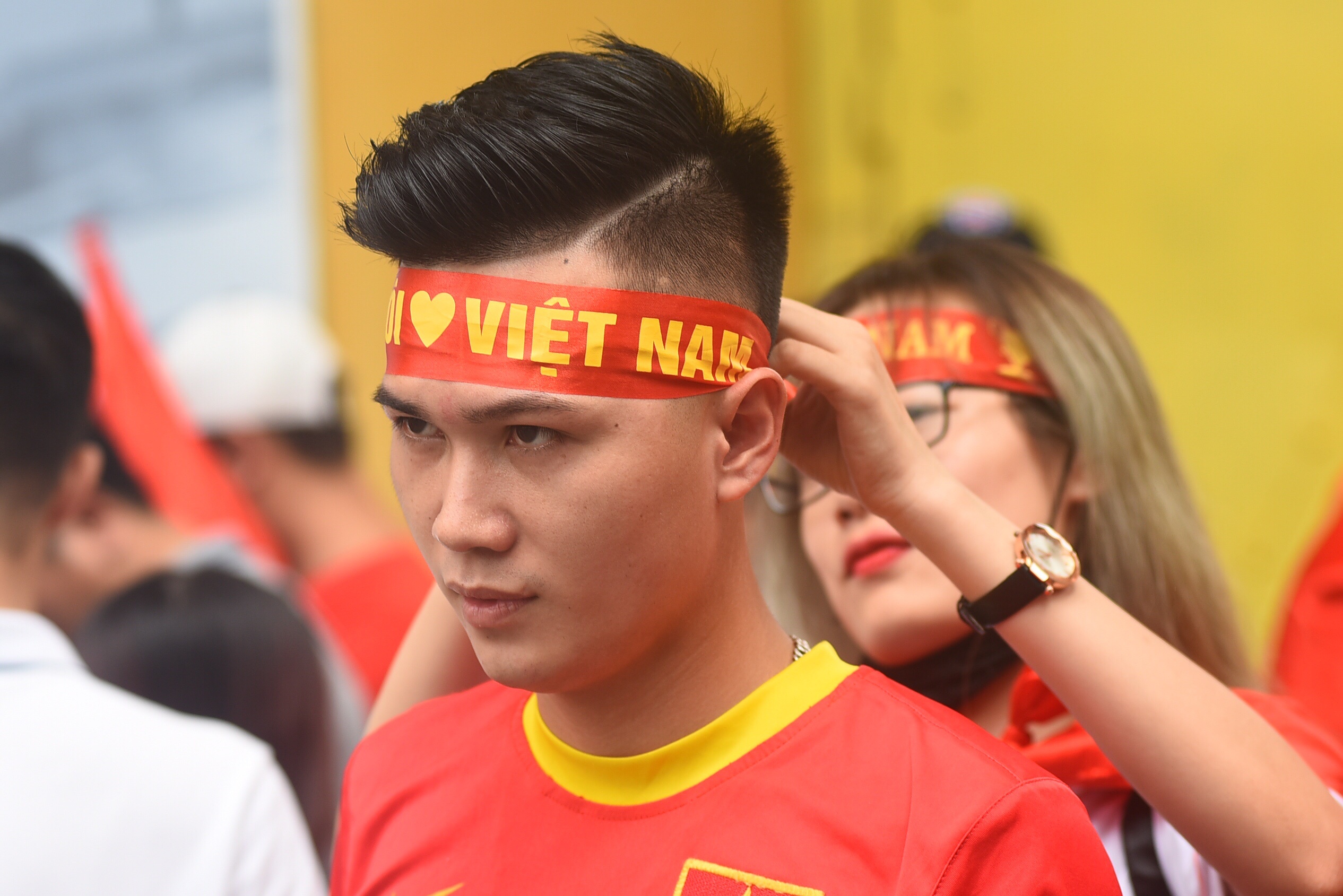 co dong vien nao nuc cho tuyen viet nam thi dau anh 13