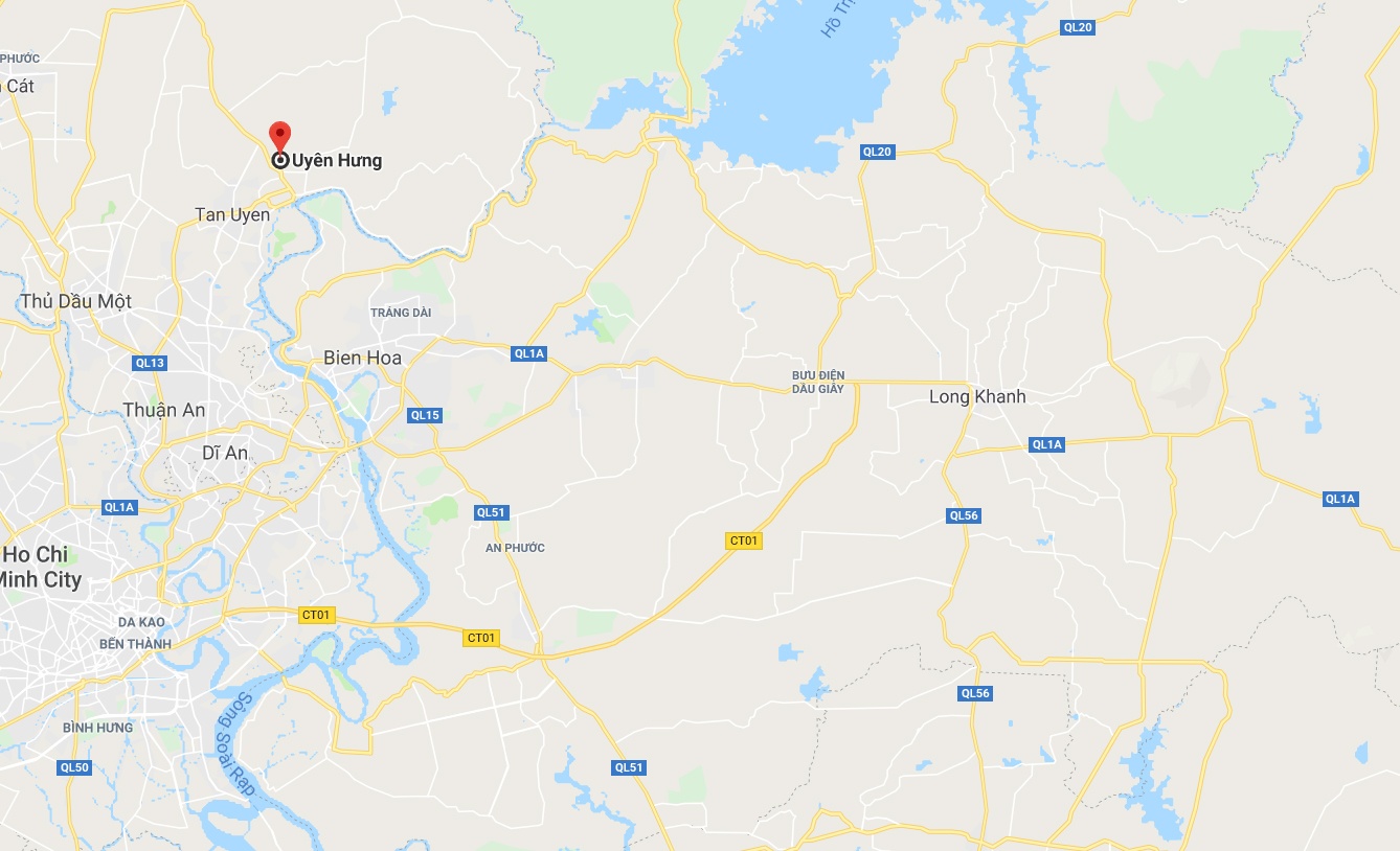 công ty gỗ cháy nhiều giờ ảnh 2 cong ty go chay nhieu gio anh 2