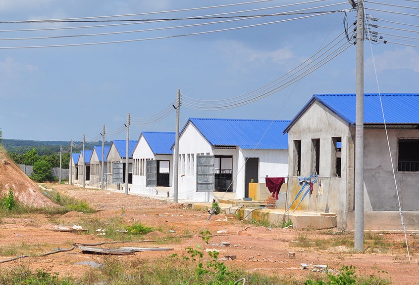 Thao do trang trai heo khong phep ben ho Tri An hinh anh