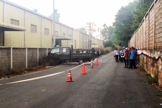 thi thể thiếu niên dưới mương nước ảnh 1 thi the thieu nien duoi muong nuoc anh 1